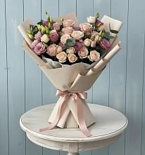 Букет цветов из:  Розы и Лизиантусы в Томаровке