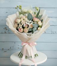 Букет цветов из:  Розы и Лизиантусы #REPLACE_PRED# Томаровке