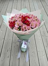 Букет цветов из:  Альстромерии в Томаровке