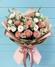 Букет цветов из:  Розы, Альстромерии и Лизиантусы в Томаровке