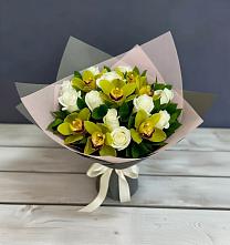 Букет цветов из:  Орхидеи и Розы в Томаровке