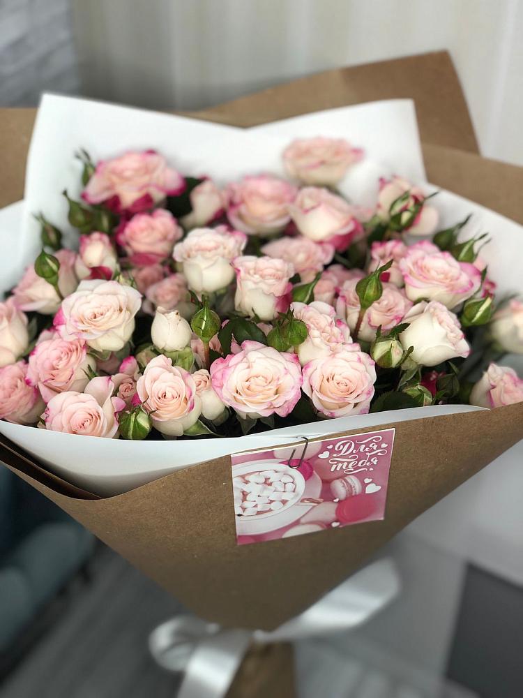 Букет цветов из: Розы в Томаровке