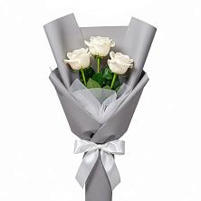Букет 3 белые розы в Томаровке