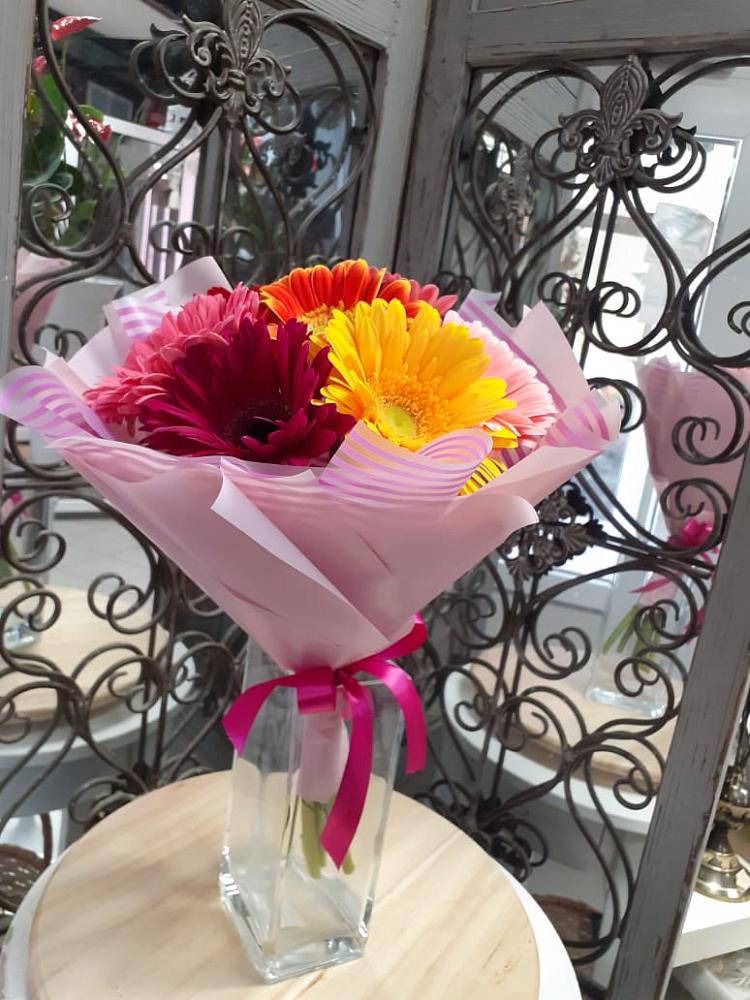 Букет цветов из: Герберы в Томаровке