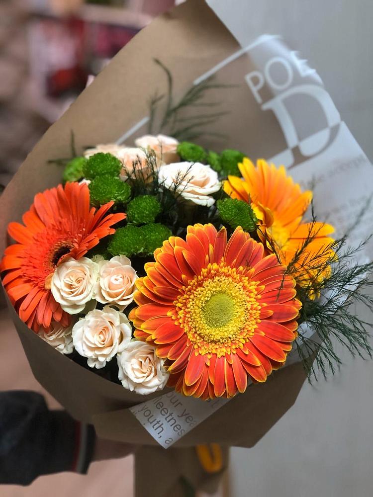 Букет цветов из: Герберы, Хризантемы и Розы в Томаровке