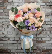 Букет цветов из:  Розы, Лизиантусы и Гвоздики в Томаровке